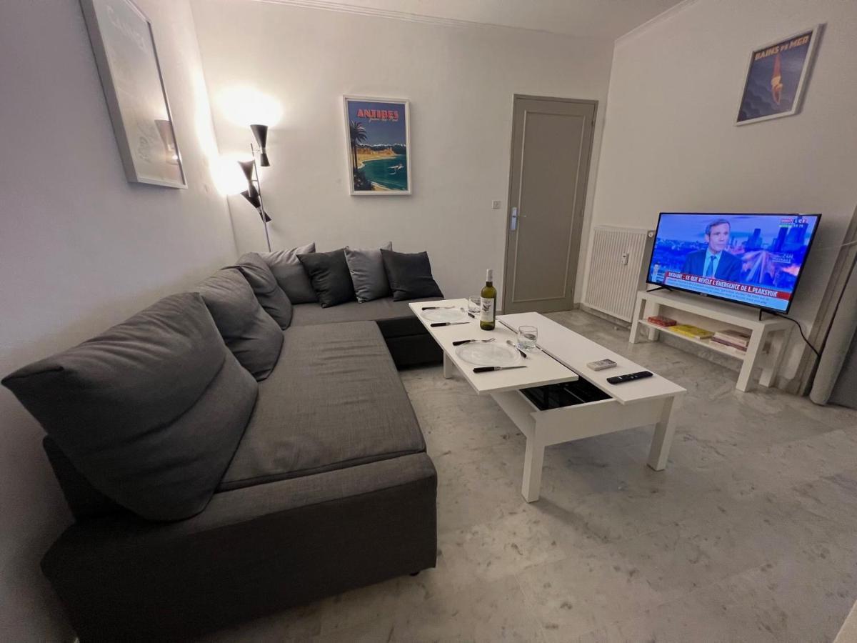 Seafront - Beautiful Flat With Aircon And Comfortable Loggia Vallauris Exterior foto