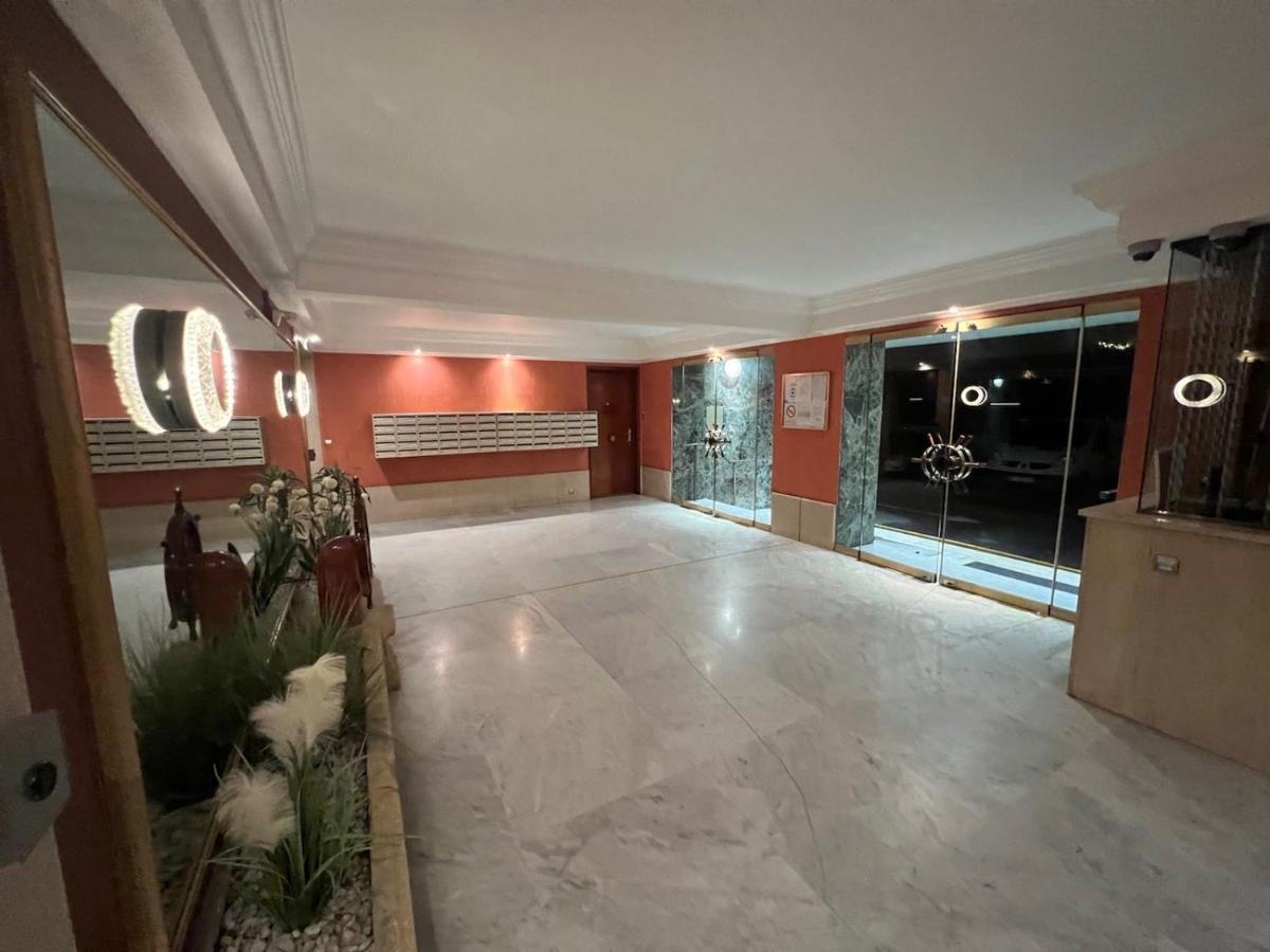 Seafront - Beautiful Flat With Aircon And Comfortable Loggia Vallauris Exterior foto